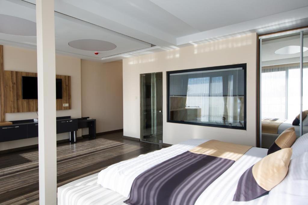 Carpe Diem Hotel Ayvalı Exteriör bild